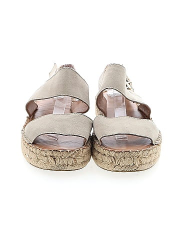 ALOHAS Sandals (view 2)