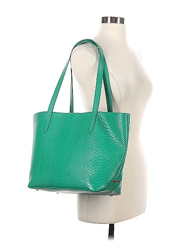 GiGi New York Shoulder Bag (view 2)