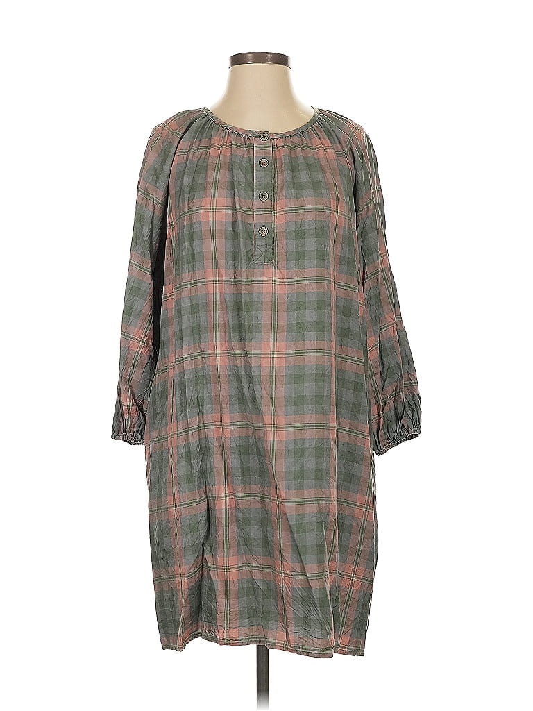 Pre-owned Tucker Casual Dress In Green