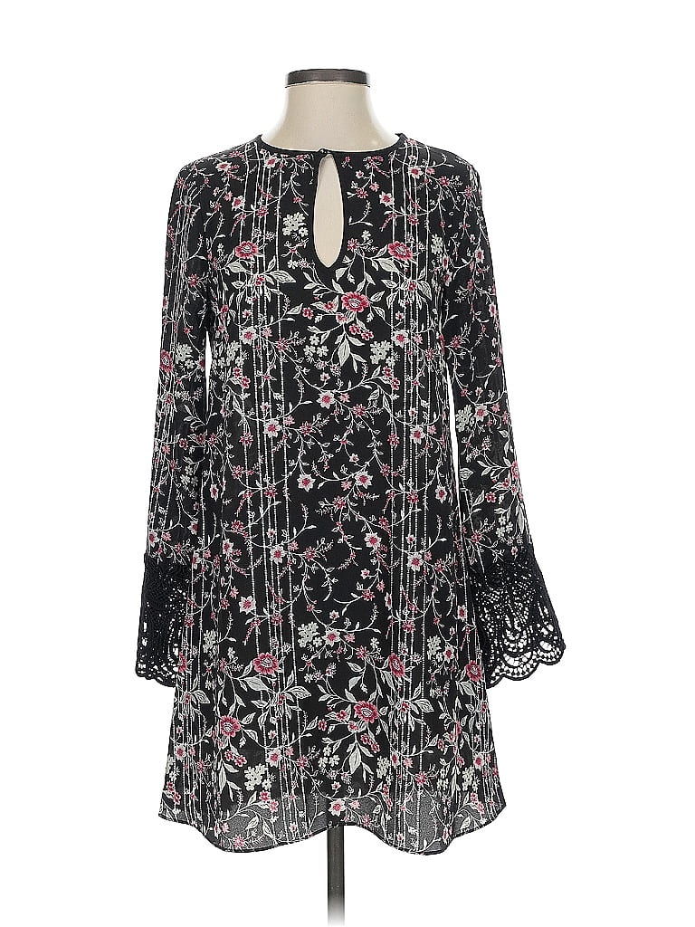 Pre-owned Bcbgeneration Casual Dress In Black