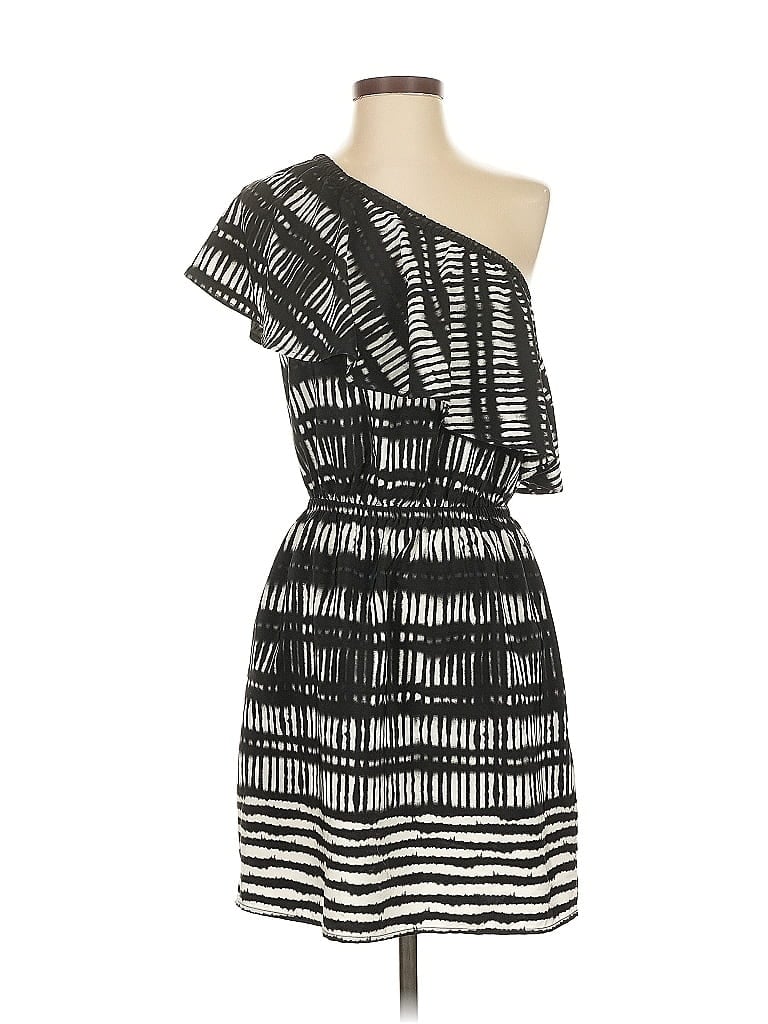 Click to view more detailed imagery on our partner's website Pre-owned Express Cocktail Dress In Black