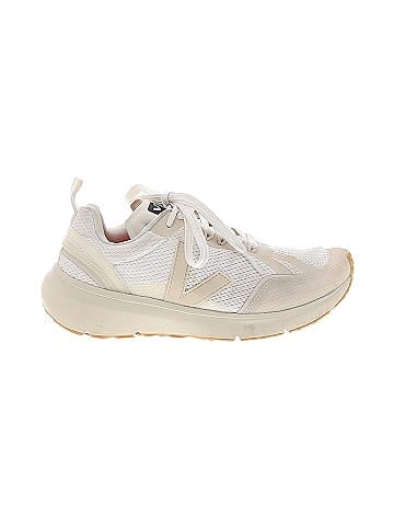VEJA Sneakers (view 1)