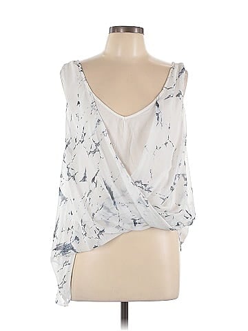 En Creme Sleeveless Blouse (view 1)