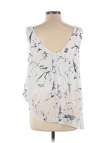 En Creme Sleeveless Blouse (view 2)
