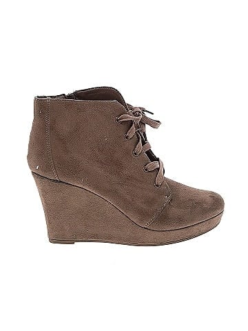 Rampage Wedges (view 1)