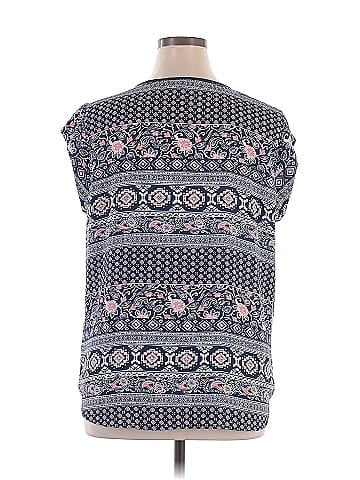 Signature Studio Short Sleeve Blouse (view 2)