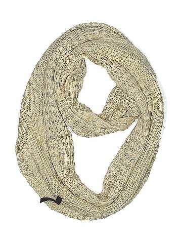 Modena Scarf (view 1)