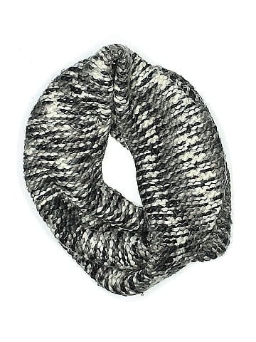 Echo Scarf (view 1)