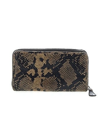 Unbranded Wallet (view 2)