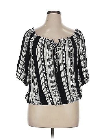 Soho Short Sleeve Blouse (view 1)