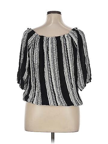 Soho Short Sleeve Blouse (view 2)
