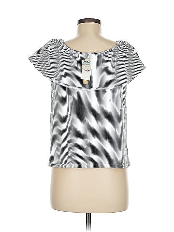 Wallflower Short Sleeve Top (view 2)