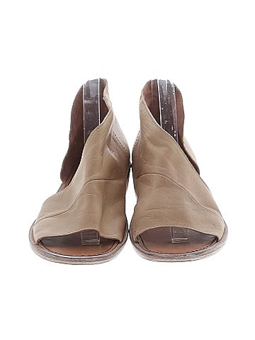 Free People Sandals (view 2)