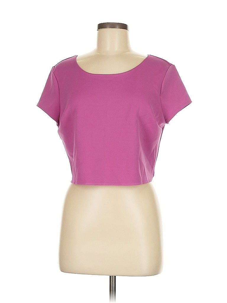 EXPRESS Pre-owned Short Sleeve Top Pink Scoop Neck Tops