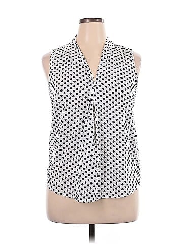 Sfera Sleeveless Blouse (view 1)