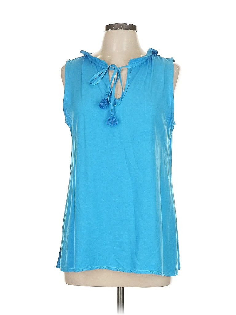 Click to view more detailed imagery on our partner's website Pre-owned Escapada Sleeveless Blouse In Blue