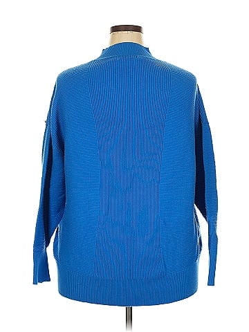 Liz Claiborne Pullover Sweater (view 2)