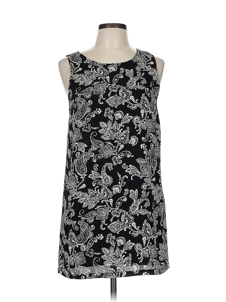 Click to view more detailed imagery on our partner's website Pre-owned Forever 21 Casual Dress In Black