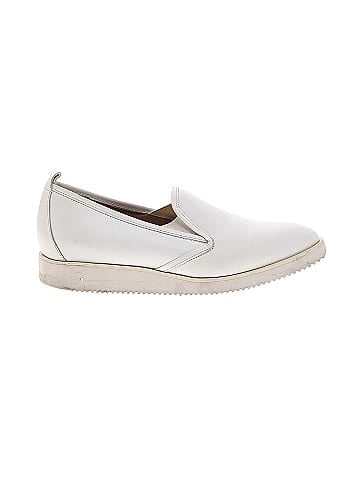 Everlast Flats (view 1)