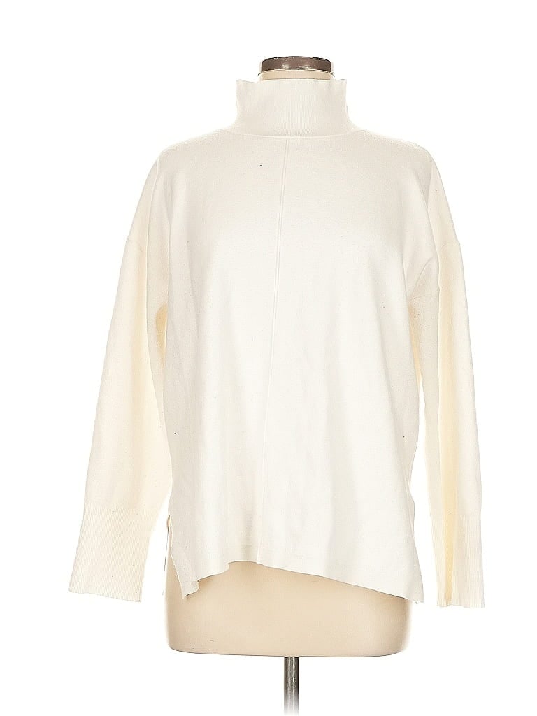 Pre-owned Banana Republic Turtleneck Sweater In White