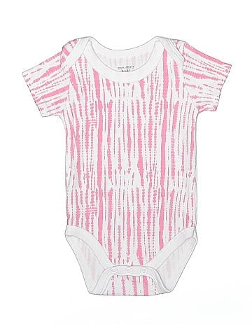 Mon Cheri Baby Short Sleeve Onesie (view 1)