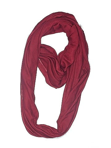Isa & Stef Scarf (view 1)