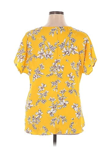 West Kei Short Sleeve Blouse (view 2)