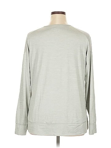 Reebok Long Sleeve T-Shirt (view 2)