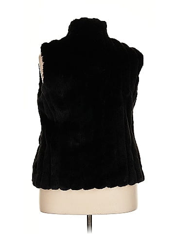 Liz Claiborne Faux Fur Vest (view 2)
