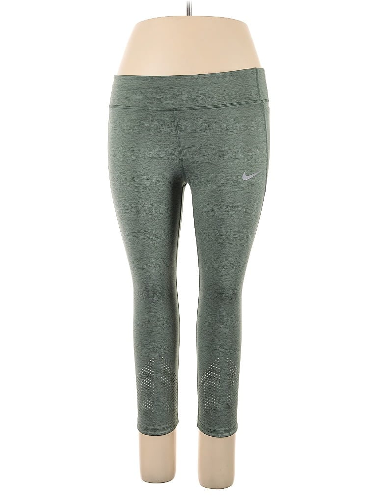 Pre-owned Nike Active Pants In Green