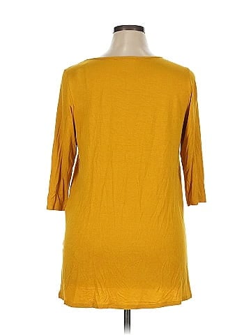 Kim & Cami 3/4 Sleeve Top (view 2)