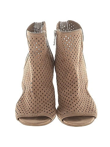 Circus Heels (view 2)