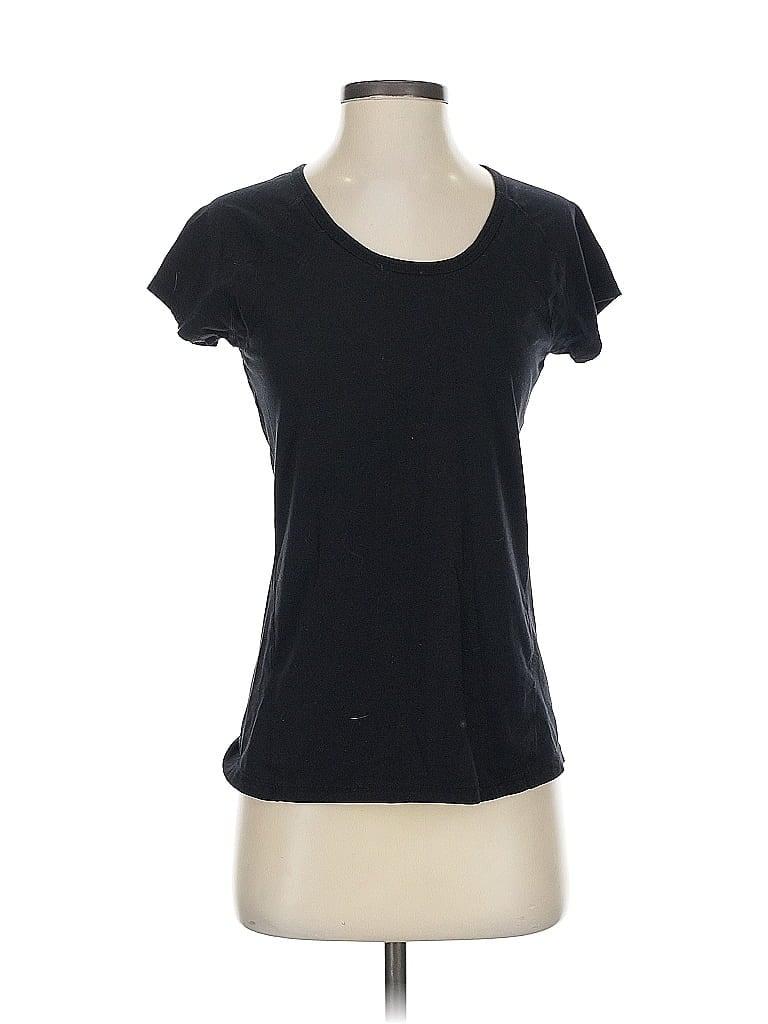 Pre-owned Z By Zella Short Sleeve T-shirt In Black
