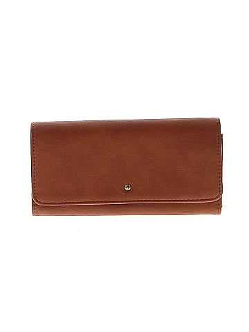 Universal Thread Wallet (view 1)