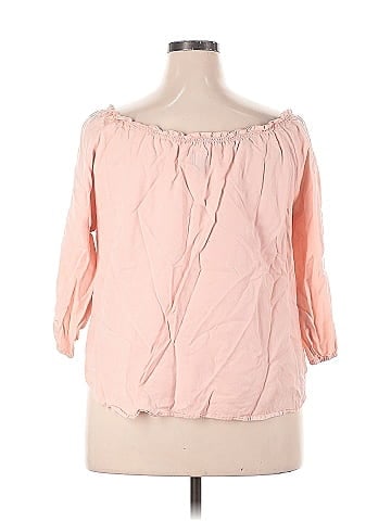 Soho JEANS NEW YORK & COMPANY 3/4 Sleeve Blouse (view 2)
