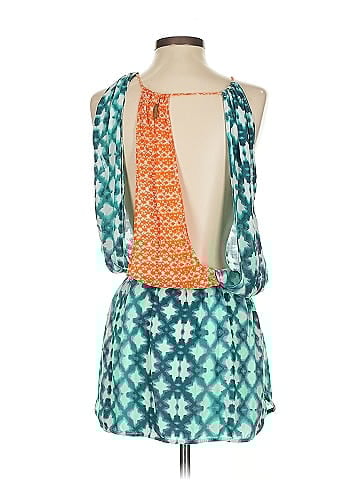 SOFIA Sleeveless Blouse (view 2)