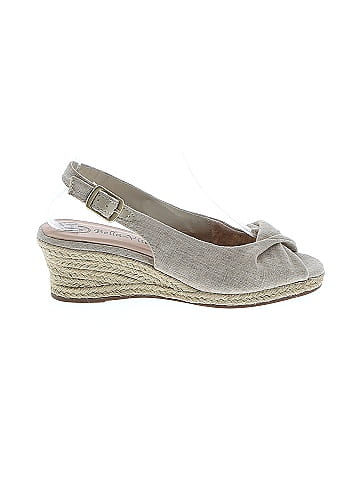 Bella Vita Wedges (view 1)