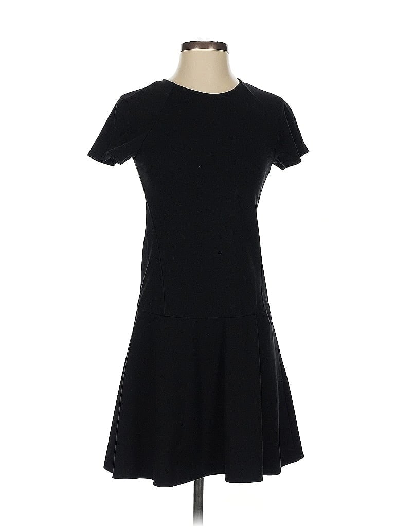 Click to view more detailed imagery on our partner's website Pre-owned Uniqlo Casual Dress In Black