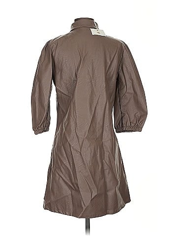 Cobble Stone Raincoat (view 2)