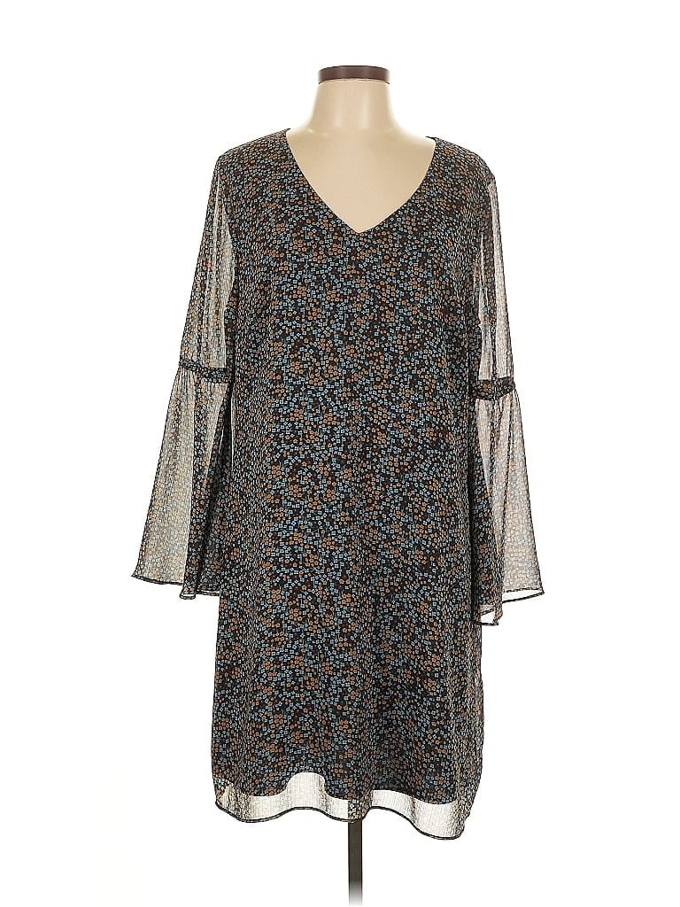 Click to view more detailed imagery on our partner's website Pre-owned Cabi Casual Dress In Blue