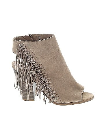 Sugar Heels (view 1)