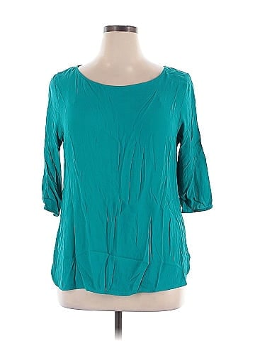 Violet & Claire 3/4 Sleeve Blouse (view 1)