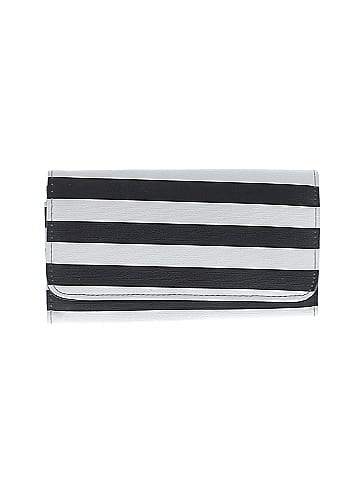 Kut from the Kloth Wallet (view 1)
