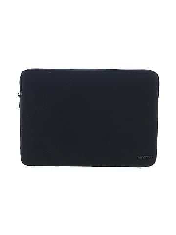 Incase Designs Laptop Bag (view 1)