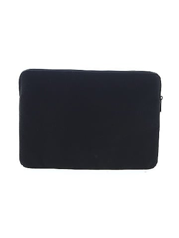 Incase Designs Laptop Bag (view 2)