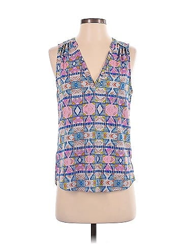 A New York Sleeveless Blouse (view 1)