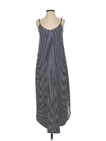 Huskary Casual Dress (view 1)
