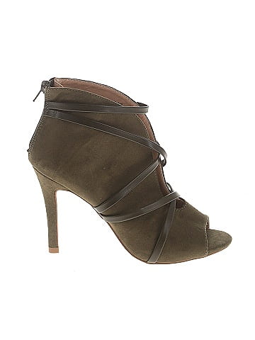 Journee Collection Heels (view 1)