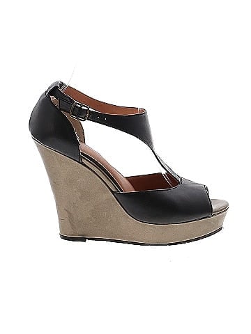 bc Wedges (view 1)