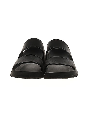 Old Navy Sandals (view 2)